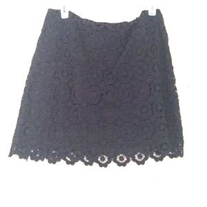 Joe Fresh black lace skirt size 6
